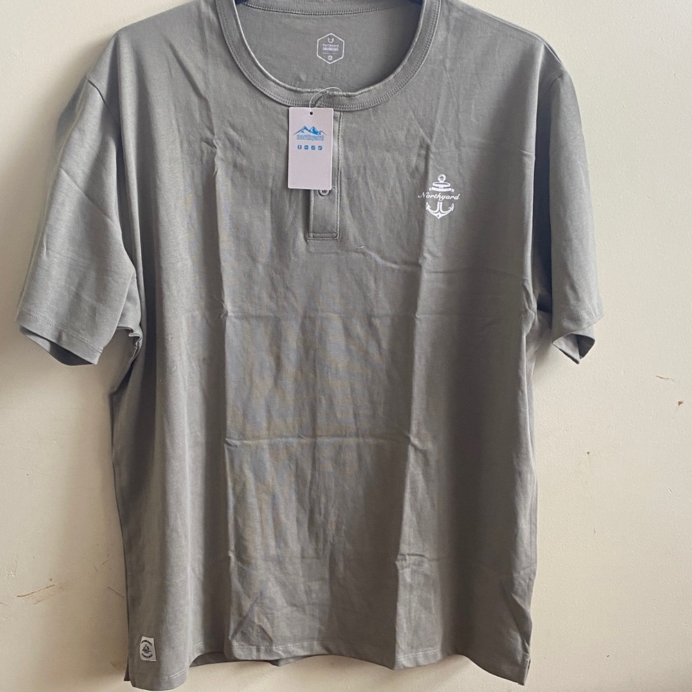 Northyard Men's Gray T-Shirt